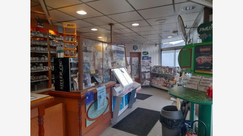 Vente FDC librairie papeterie en centre Bellicourt