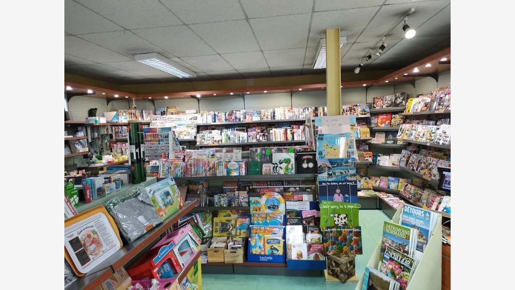 Vente FDC presse FDJ librairie avec log à Gavray