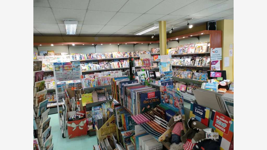 Vente FDC presse FDJ librairie avec log à Gavray