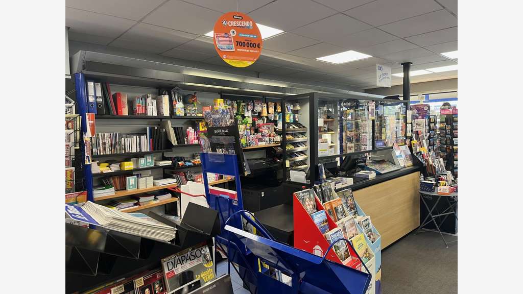 Vente librairie presse FDJ à Perros-Guirec centre