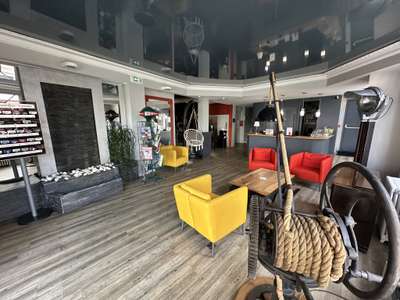 AV hôtel bureau empl N°1 proche gare Angoulème