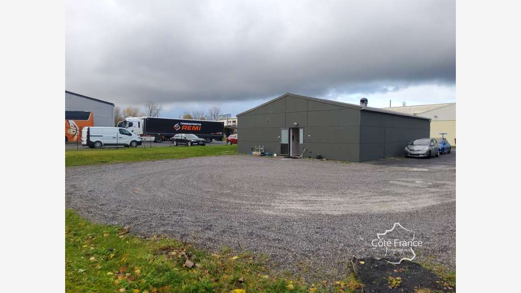 A vendre fonds et murs traiteur de 208m² à Givet