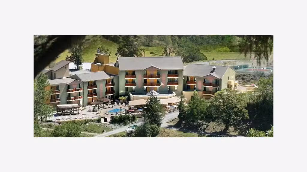 Vente hôtel 3 *** bar restaurant le Lauzet-Ubaye