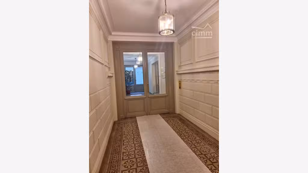 Cave à vin à vendre à Paris 75016