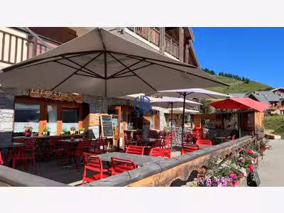 Vente restaurant murs et FDC à Albiez-Montrond