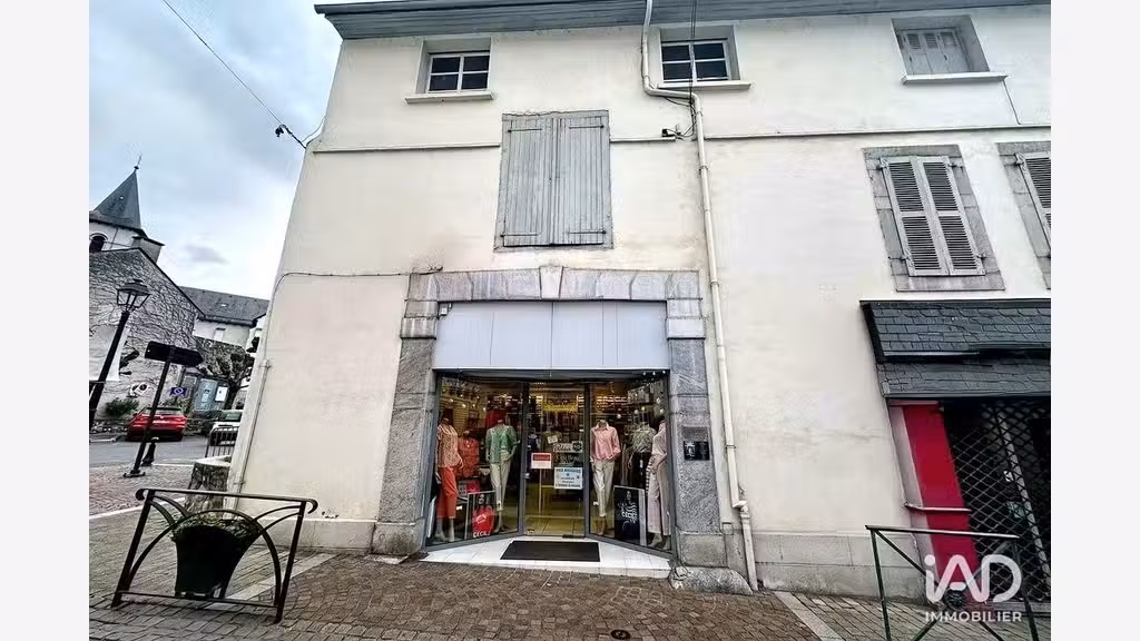 Vente Boutique vêtements de 58m² à Argelès-Gazost