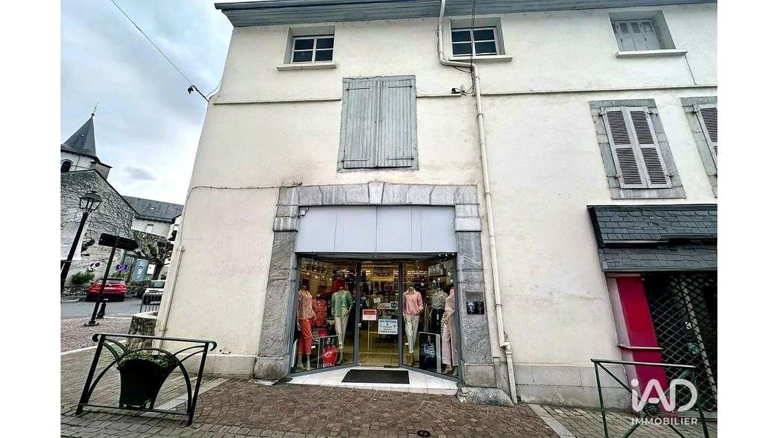 Vente Boutique vêtements de 58m² à Argelès-Gazost