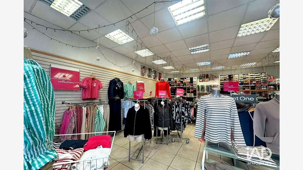 Vente Boutique vêtements de 58m² à Argelès-Gazost
