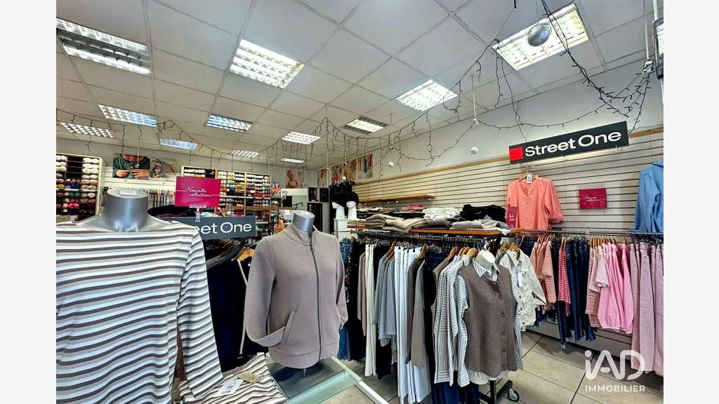 Vente Boutique vêtements de 58m² à Argelès-Gazost