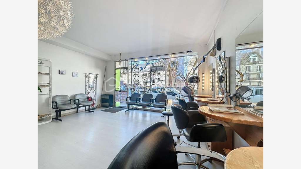 Vente salon de coiffure à Caen abbaye aux Dames