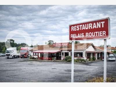 Vente FDC restaurant avec murs 700m² à Castets