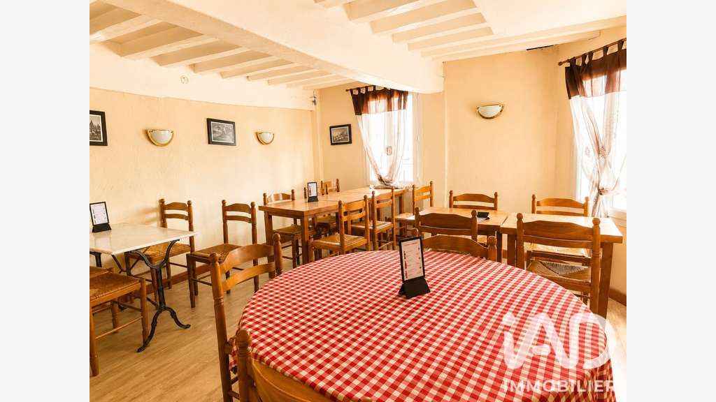 Vente bar-brasserie à Chartres centre proche Épars