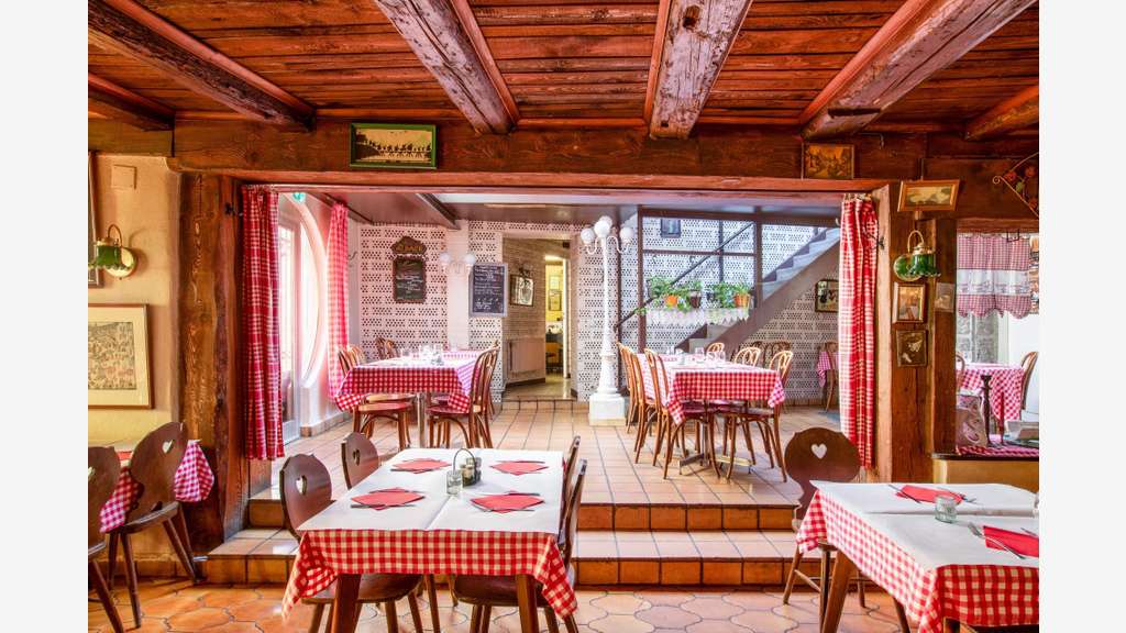 Vente murs et fonds restaurant + 3 apparts Colmar