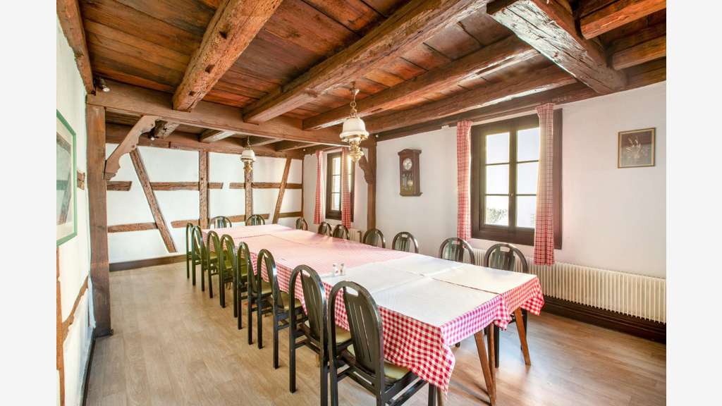 Vente murs et fonds restaurant + 3 apparts Colmar