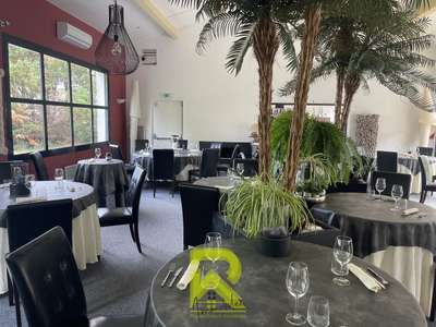 AV restaurant indissociable des mûrs à Colombiers