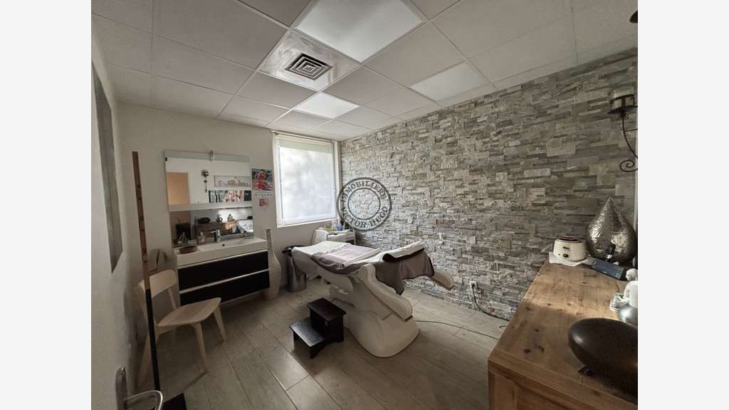 A vendre salon d'esthétique de 90m² à Echirolles