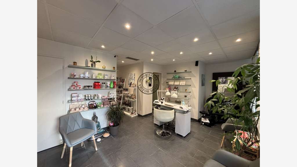 A vendre salon d'esthétique de 90m² à Echirolles