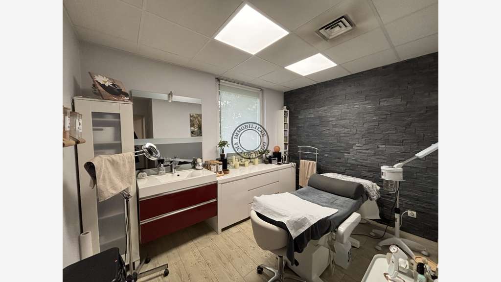 A vendre salon d'esthétique de 90m² à Echirolles