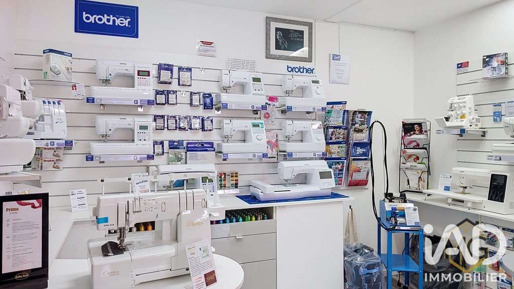 Vente mercerie créative machines à coudres à Égly
