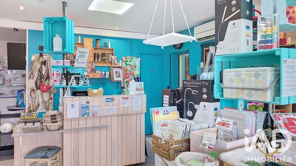Vente mercerie créative machines à coudres à Égly