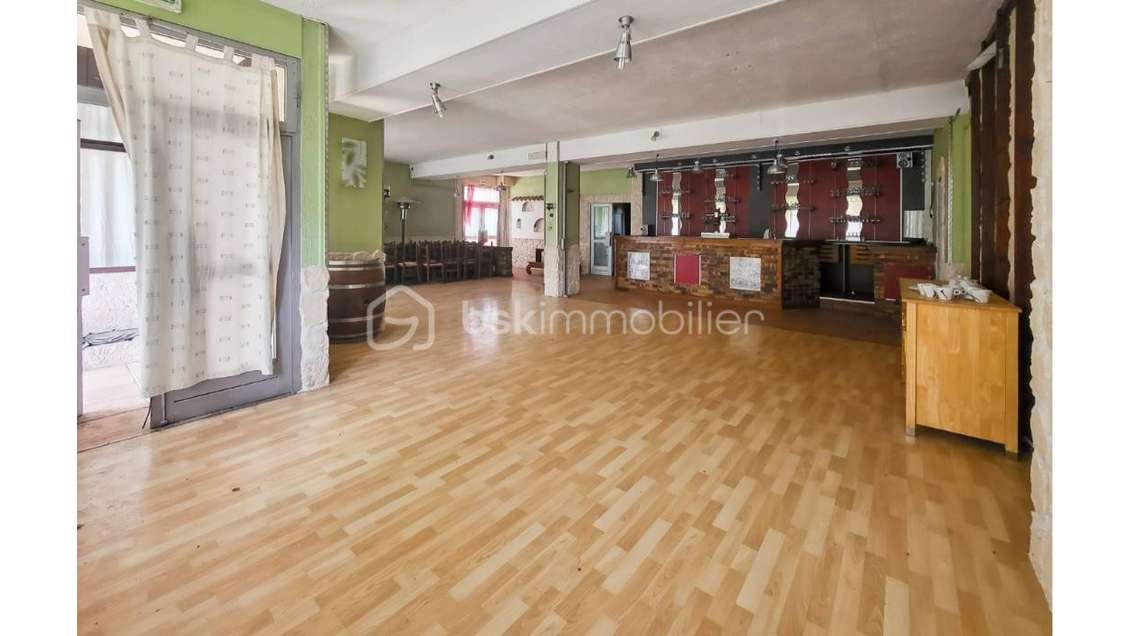 A vendre murs et fonds restauration à Embrun