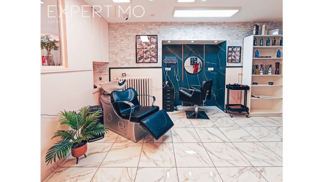 A vendre salon de coiffure 106m² à Étampes centre