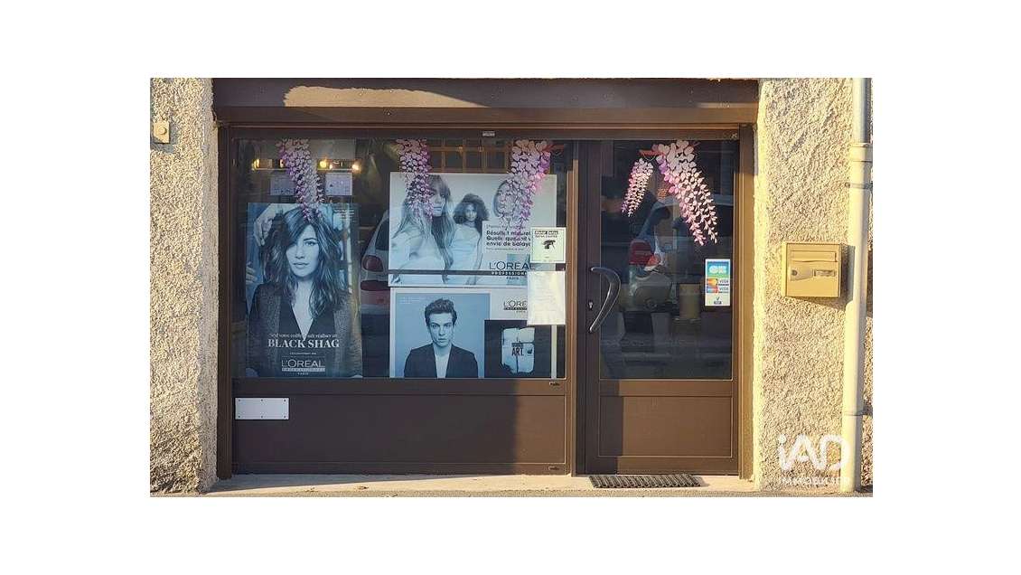 Vente salon de coiffure de 22m² à Faverney centre