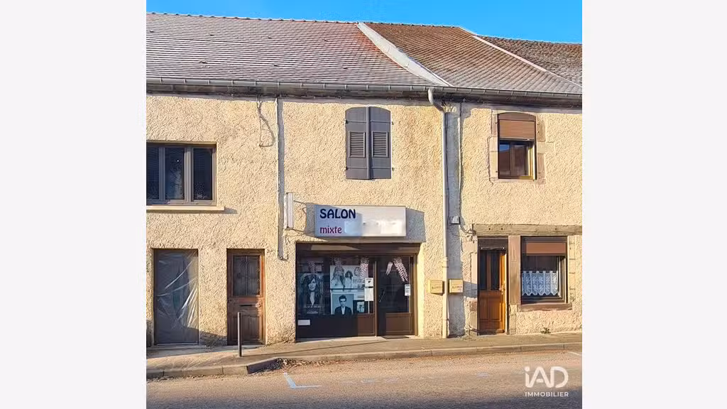 Vente salon de coiffure de 22m² à Faverney centre