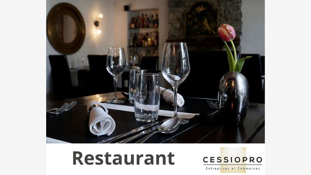 AV restaurant chaleureux moderne à 150m des plages