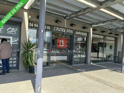 Boulangerie + murs à vendre empl N°1 à Fréjus