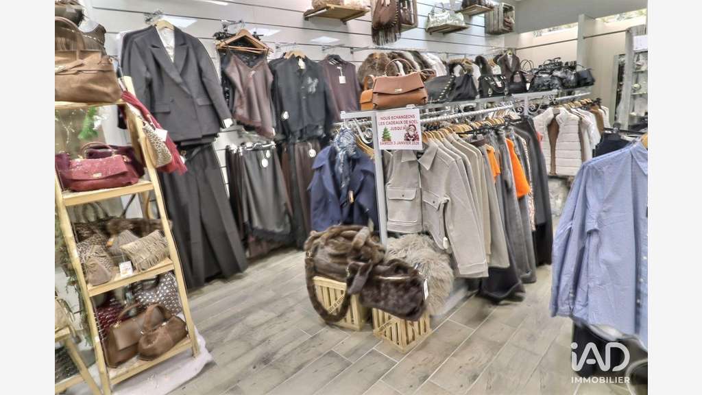 Vente FDC prêt-à-porter en galerie com  à Gardanne