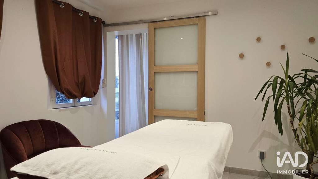 Vente salon de coiffure à Heudebouville