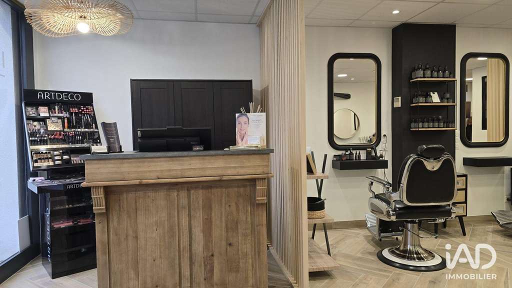 Vente salon de coiffure à Heudebouville