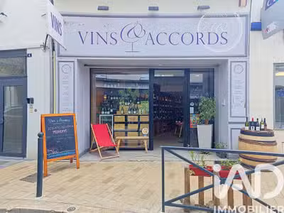 Vente cave à vins indépendante à Houilles centre