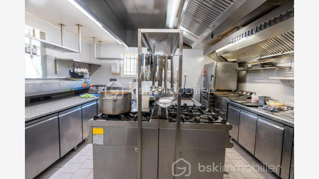 Vente murs et fonds restaurant à la Croix à Valmer