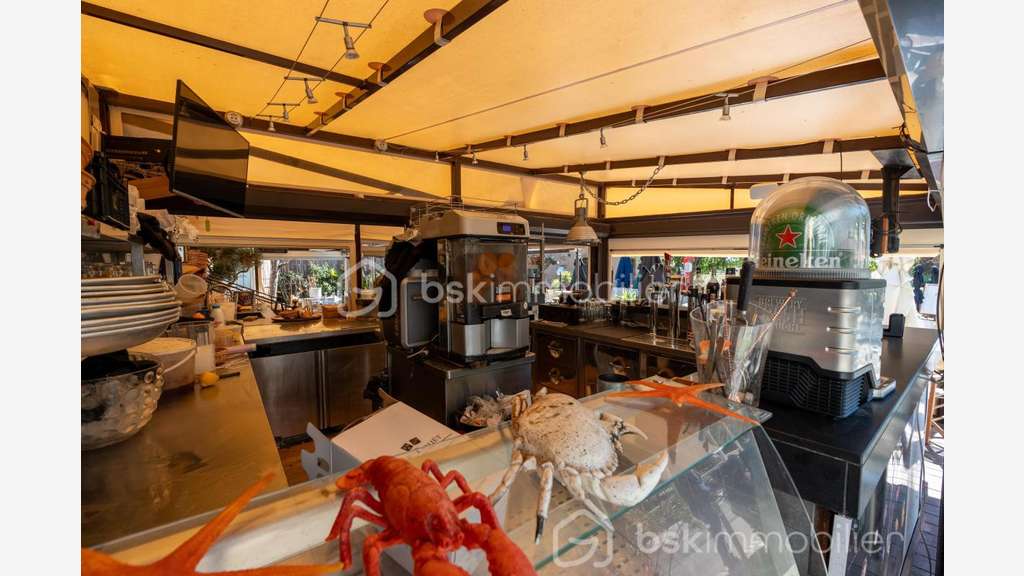 Vente murs et fonds restaurant à la Croix à Valmer