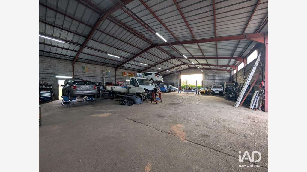 Vente garage automobile à La Ville-Aux-Clercs