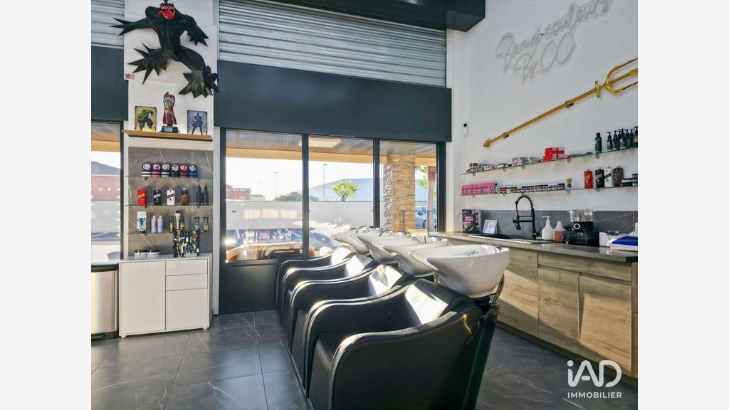 Vente salon de coiffure empl stratégique à Magalas