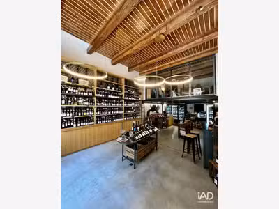 Vente cave à vin épicerie à Marseille 13006
