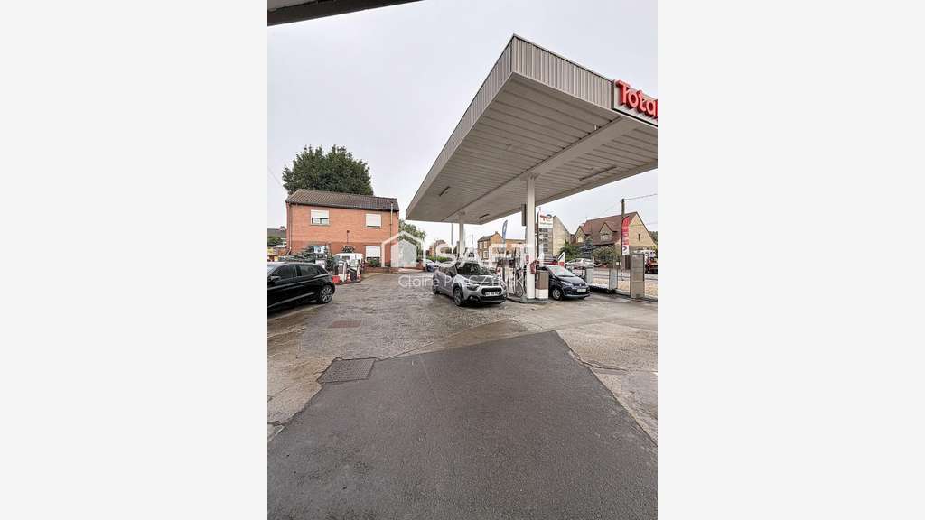Opportunité rare fonds + murs garage à Montigny