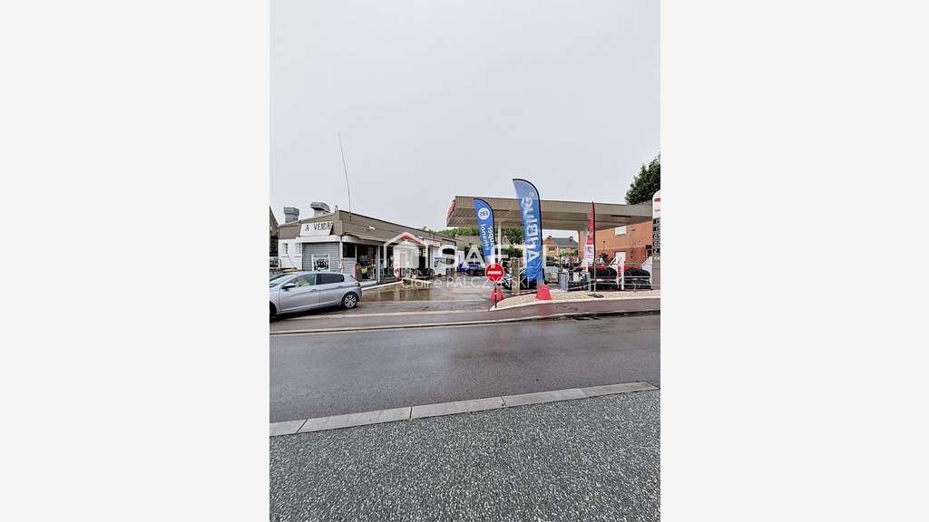 Opportunité rare fonds + murs garage à Montigny