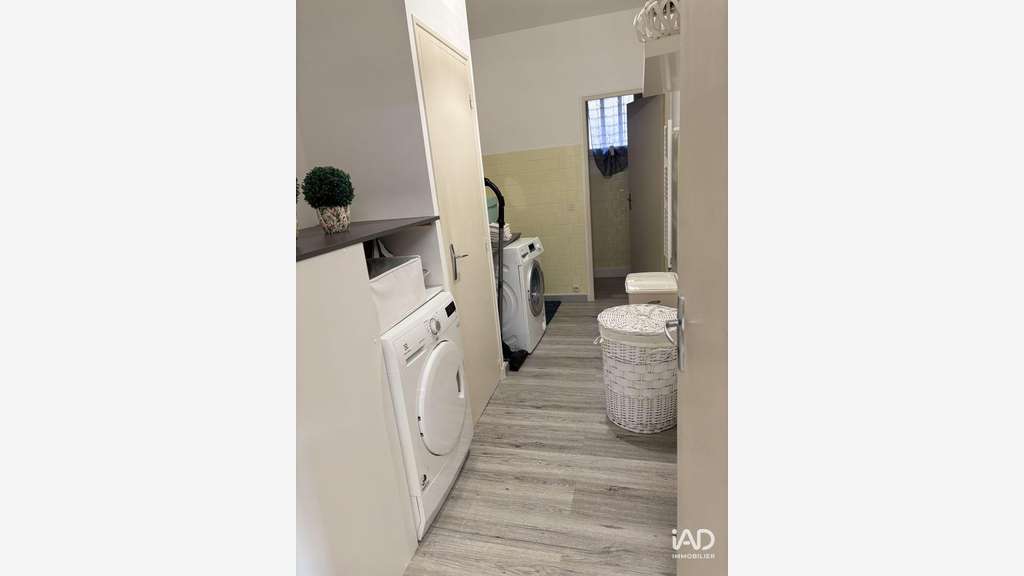 Vente institut de beauté à Mussidan