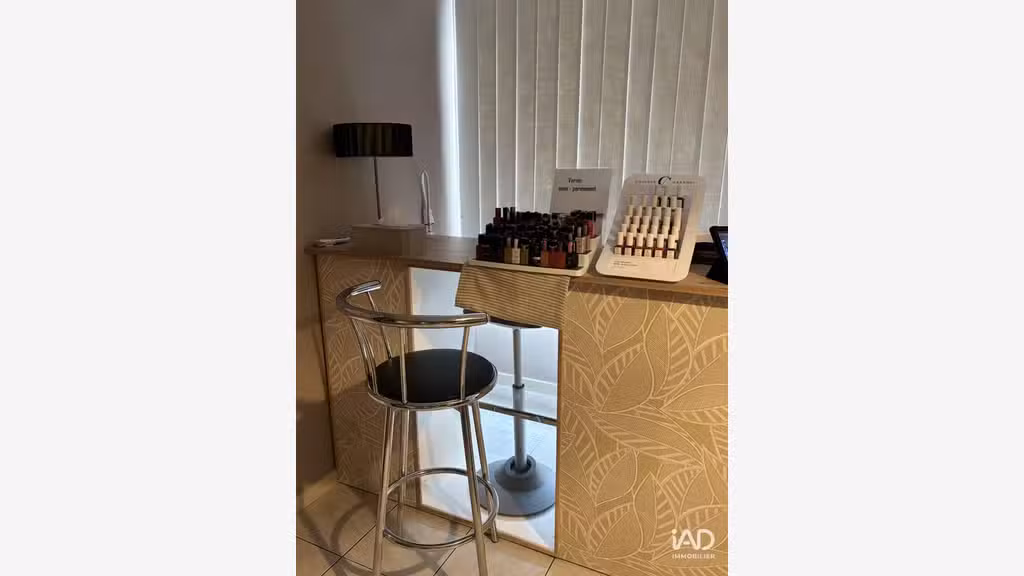 Vente institut de beauté à Mussidan