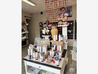 Vente institut de beauté à Mussidan