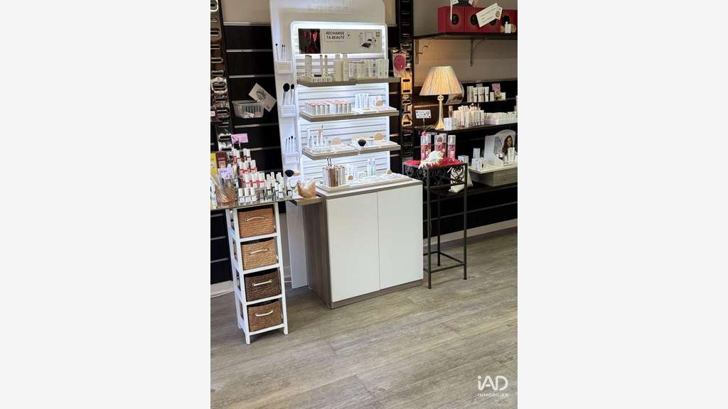 Vente institut de beauté à Mussidan