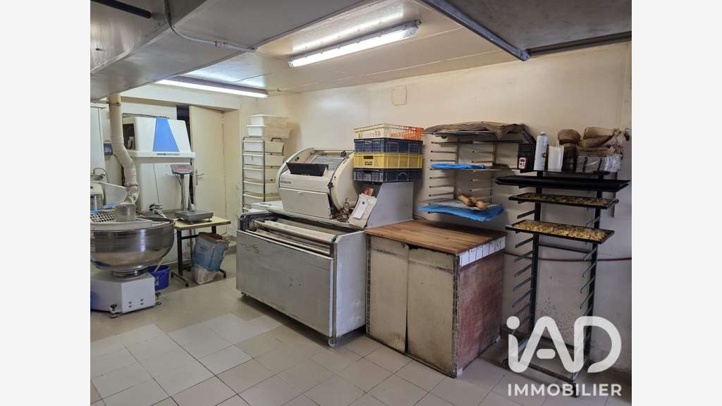 Vente boulangerie en centre bourg à Oucques