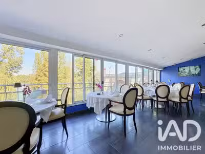 Vente hôtel restaurant 4 **** de 970m² à Poissy