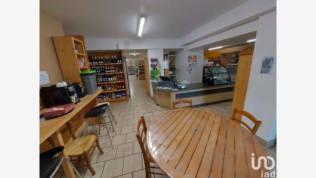 Vente alimentation générale à Pont-de-Poitte