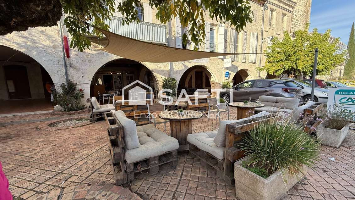 Cède bar restaurant et local loué à 15 min d’Agen