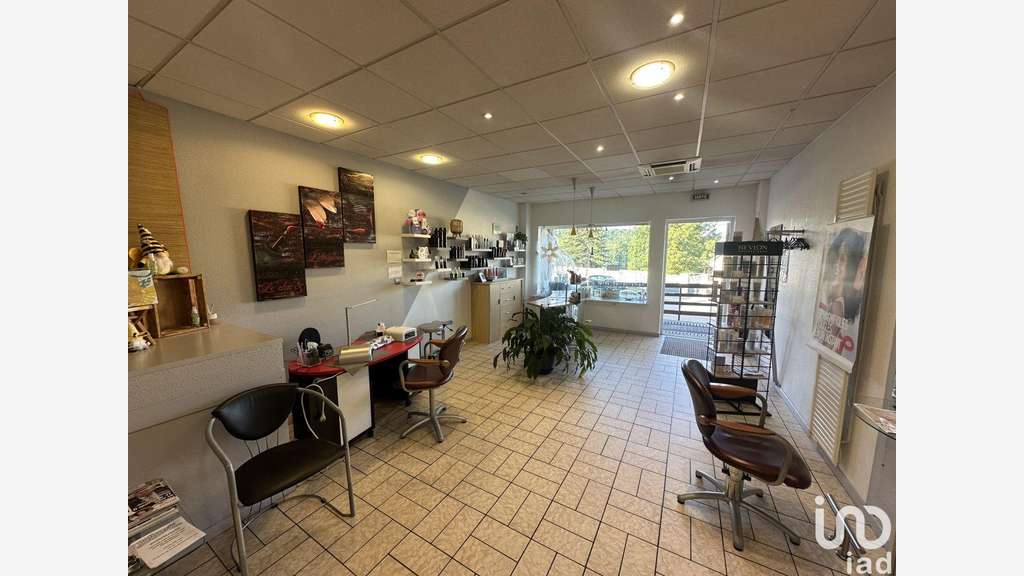 Vente salon de coiffure à Roppentzwiller